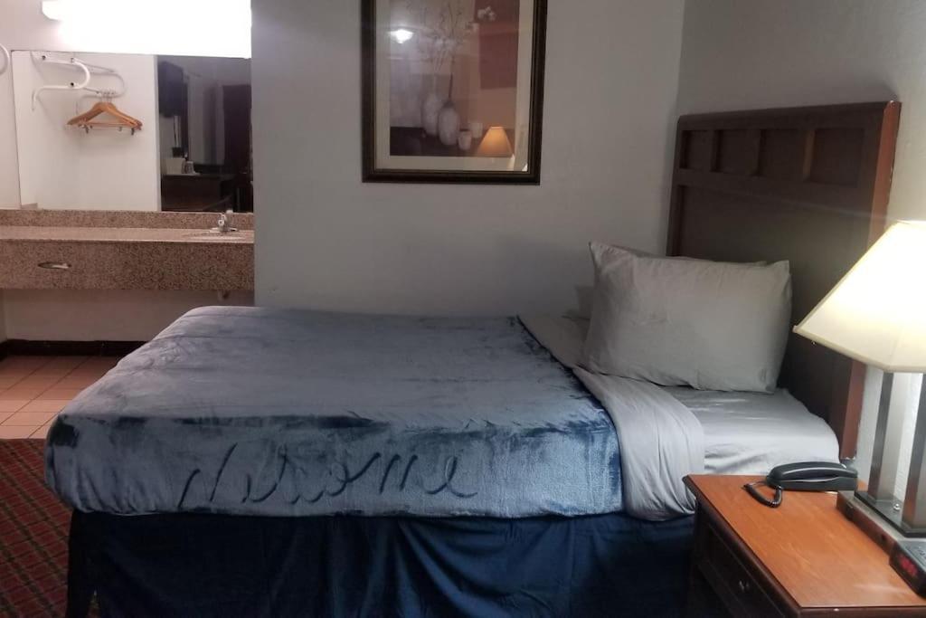 Hotel 2 Queen Beds Hotel Room 237 Booking 斯蒂尔沃特 外观 照片