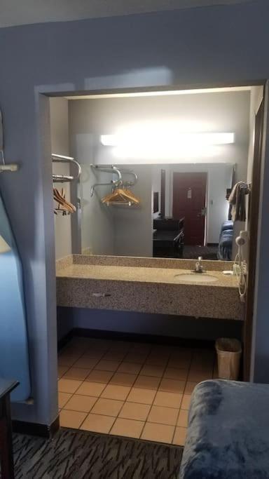 Hotel 2 Queen Beds Hotel Room 237 Booking 斯蒂尔沃特 外观 照片